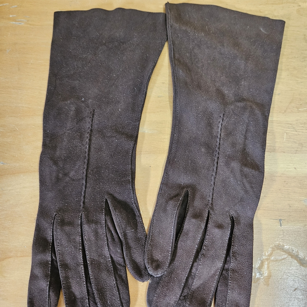 Zella Dark Brown Suede Gloves